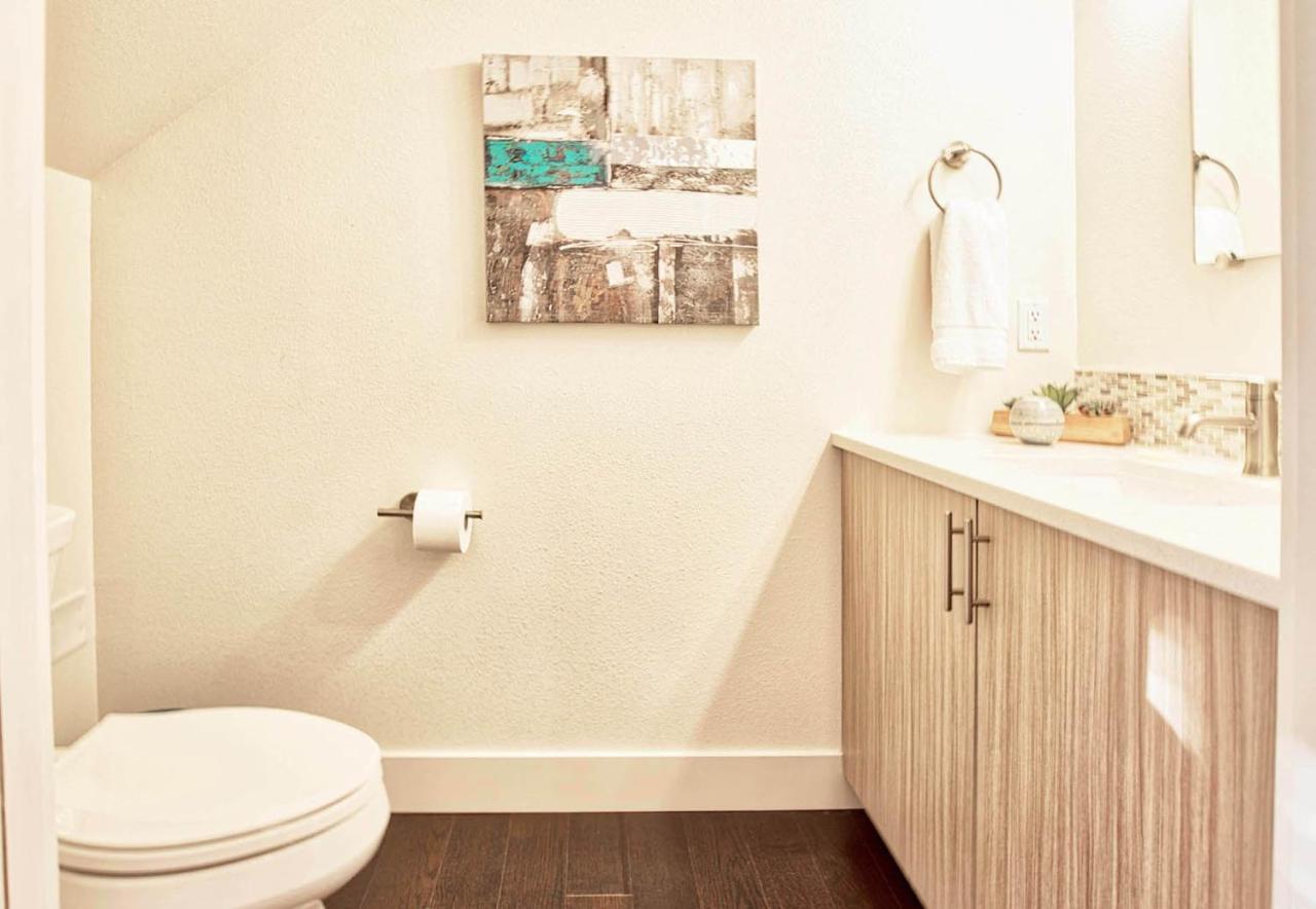 Beautiful 3 Bedroom Townhouse In Old Town North, Brewery District Φορτ Κόλινς Εξωτερικό φωτογραφία